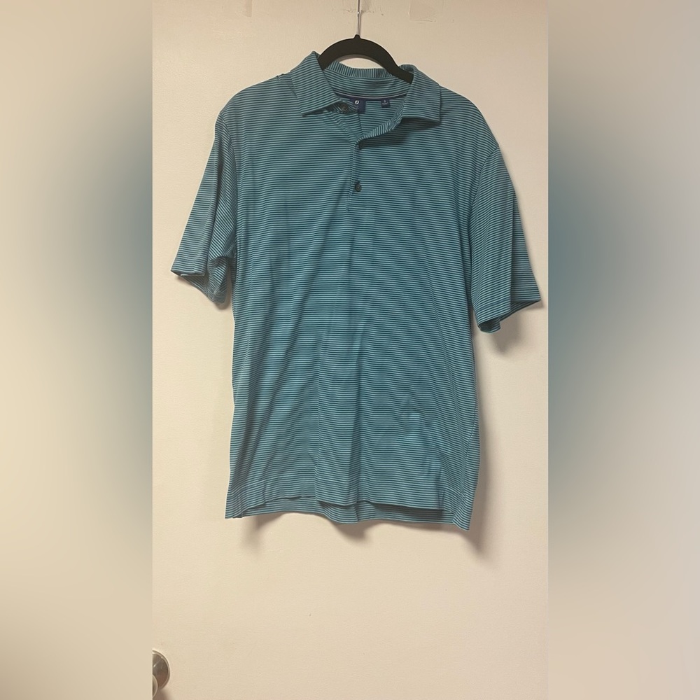 Mens FootJoy Golf Shirt.  Size Small